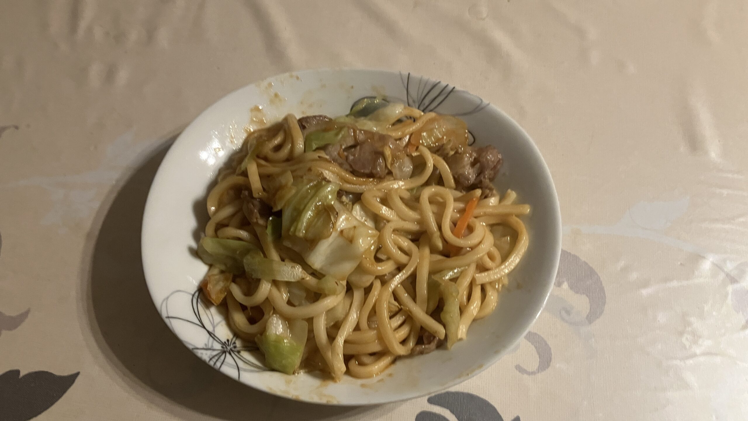 自分で作った焼きうどんの画像です